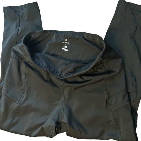 Alana Women's Black High-Waisted Tulip Hem 7/8 Leggings Size Medium - Picture 2 of 2